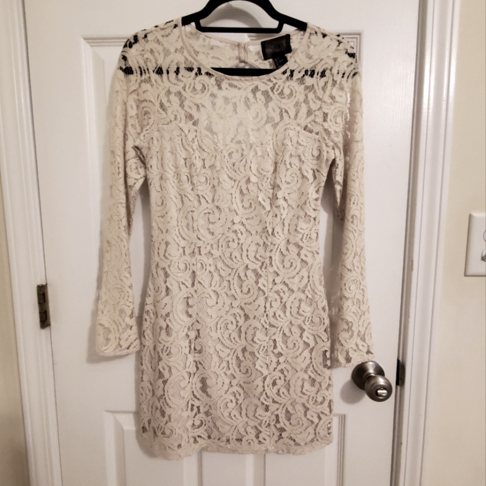 H&M Ivory lace dress
